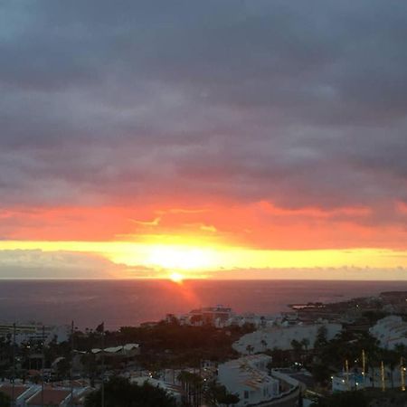 Wonderful View Apartment Costa Adeje  Bagian luar foto