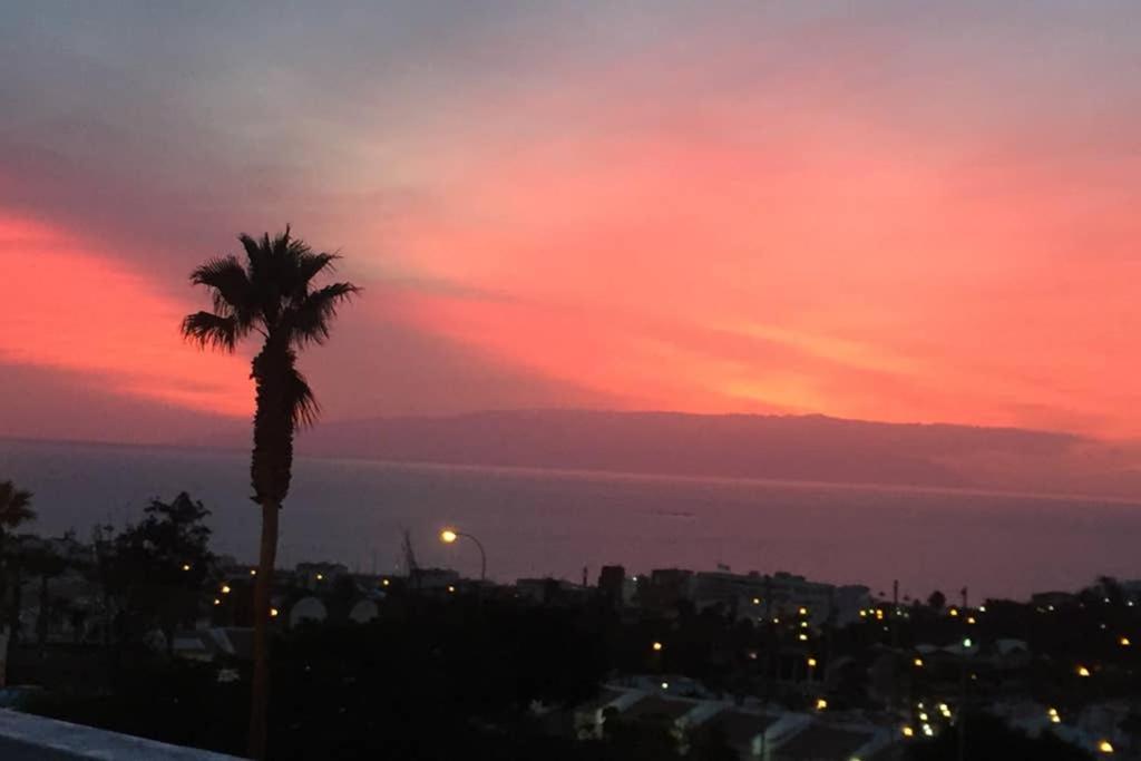 Wonderful View Apartment Costa Adeje  Bagian luar foto
